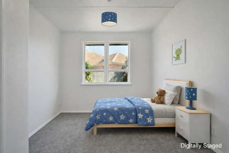 301 Ruru Place Camberley_6