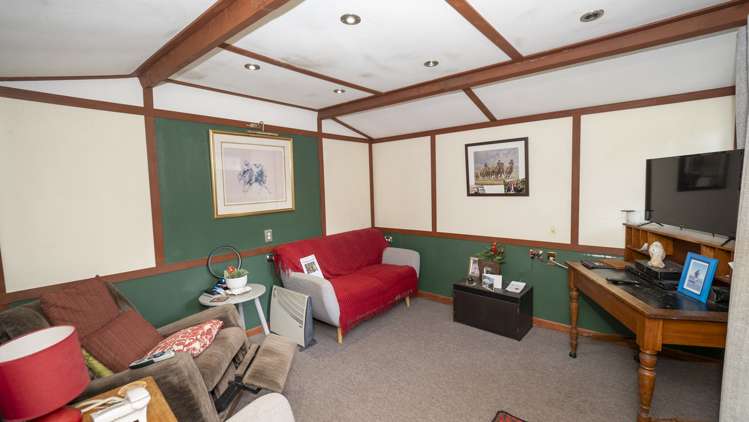 727 Mikimiki Road Mikimiki_7