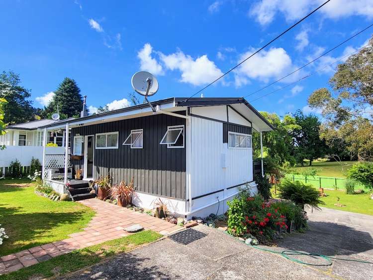 18 Roslyn Street Taumarunui_7