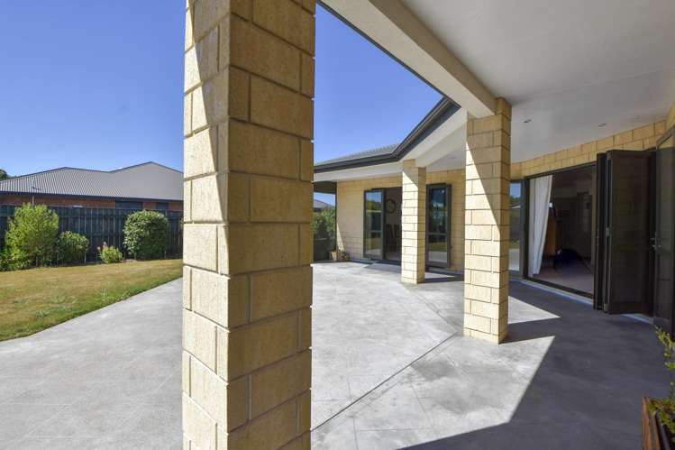 39 Armstrong Avenue Carterton_23