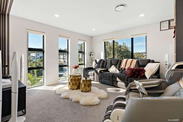 Luxury Lifestyle in Flat Bush - Make this Cast...