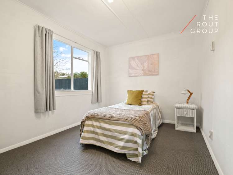 8 Coburn Avenue North East Valley_9