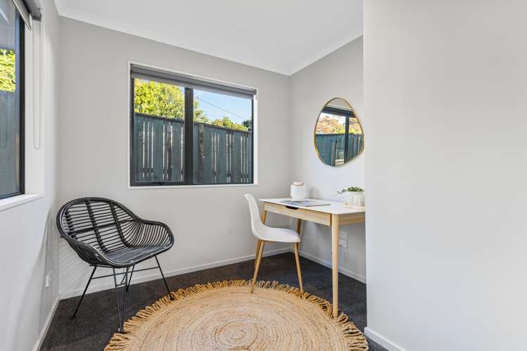 70 Glen Road Ranui_11