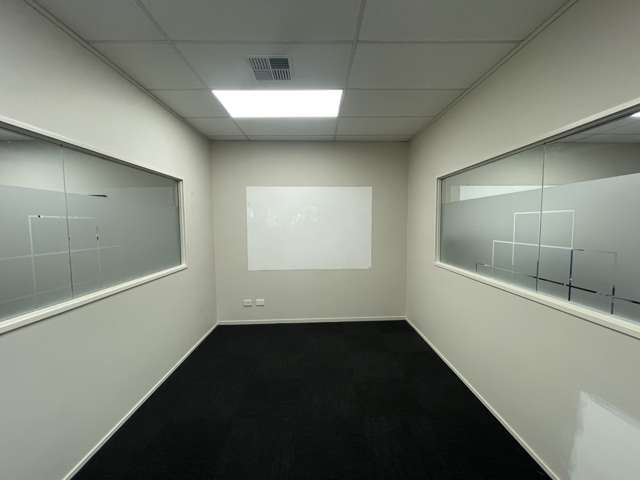 Rear Office/326 Church Street Penrose_4