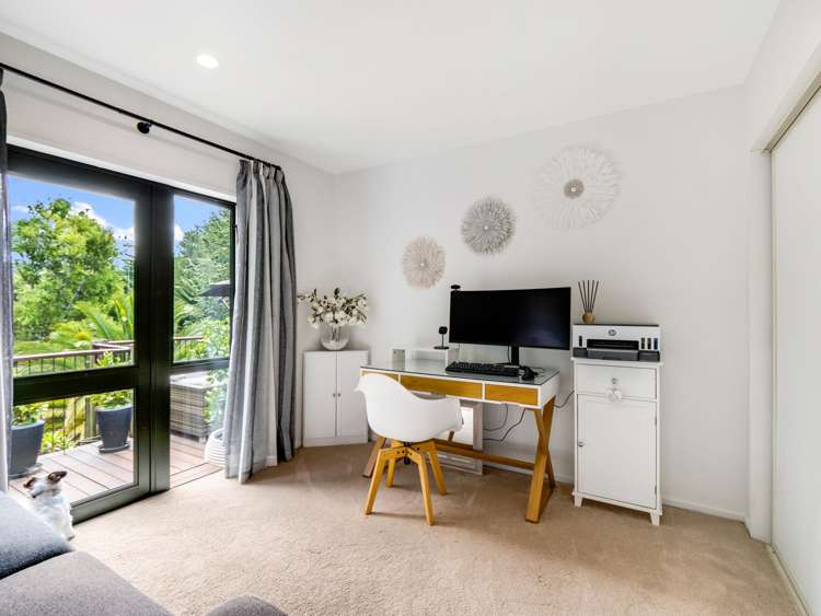 76 Moffat Drive Lincoln_15