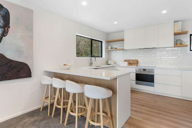 1/12 Surville Place Mairangi Bay_50