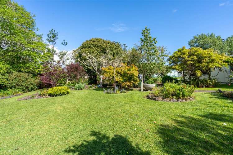 1021 Old North Road Waimauku_43