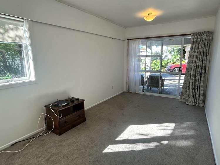 1/7 Agathis Avenue Mairangi Bay_2