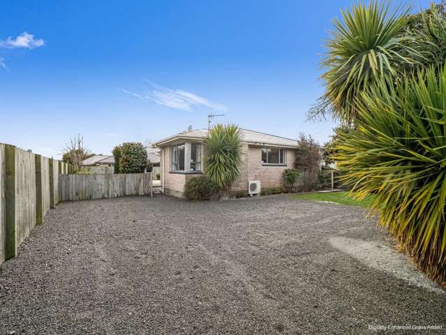 402 Yaldhurst Road Russley_2