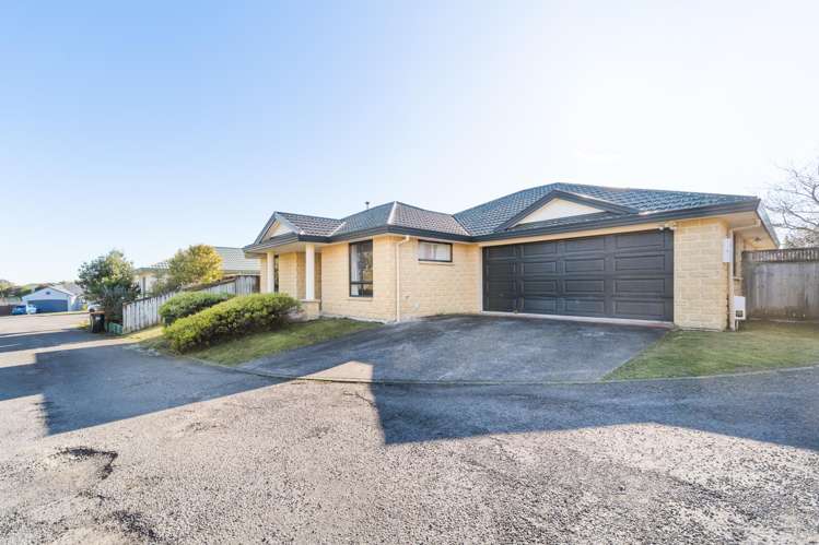 12 Logan Views Kelvin Grove_17