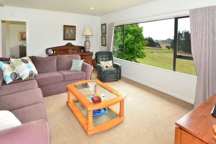 93 Chatham Road Helensville_8