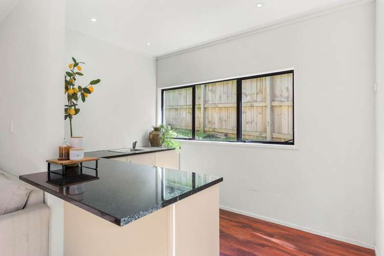 45 Bradbury Road Botany Downs_14