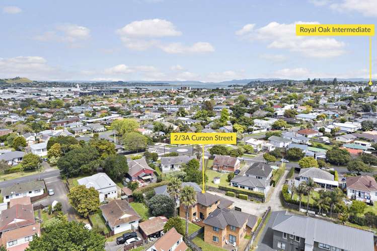 2/3a Curzon Street Onehunga_27