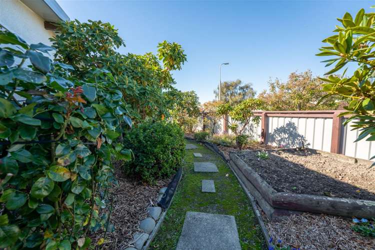 77 Pukatea Street Gleniti_10