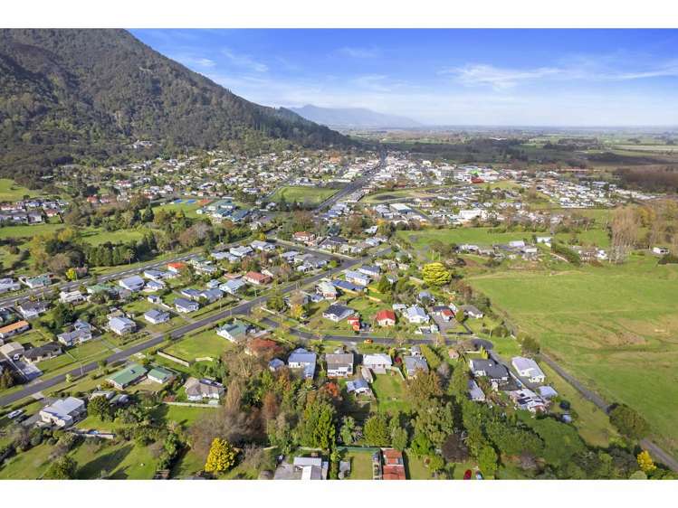 2 Gallagher Street Te Aroha_18