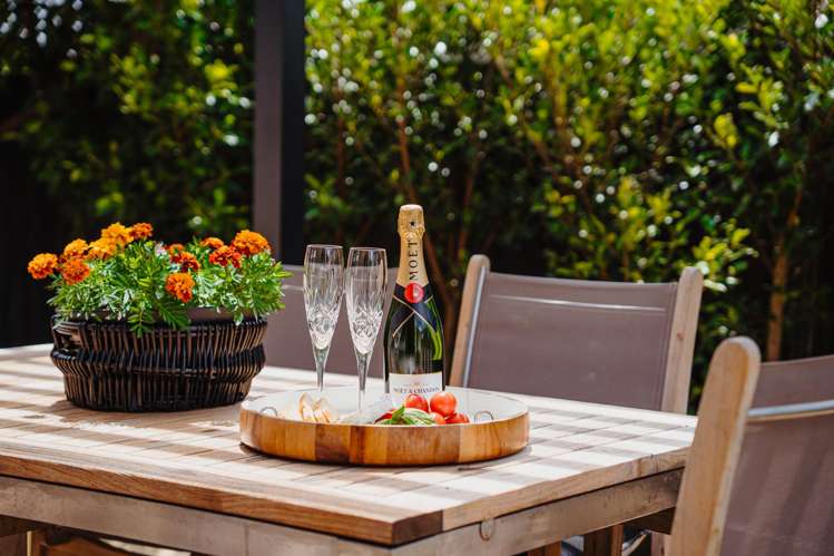 2 Tollana Road Te Atatu Peninsula_11