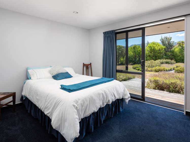 8 Edgewater Place Rarangi_25