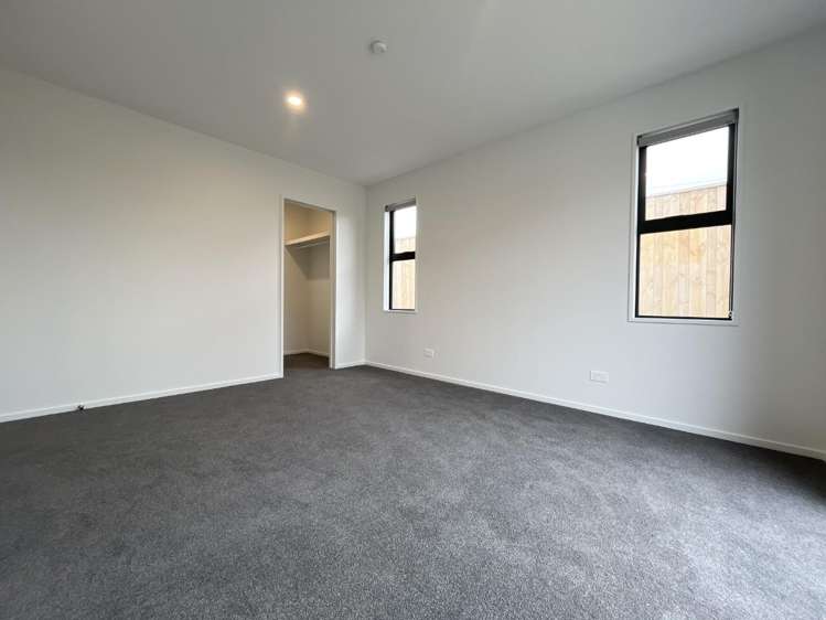 9 Robson Drive 1476_12