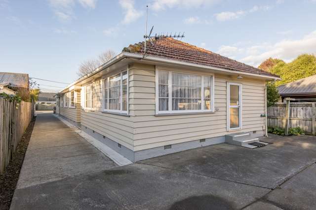 14 James K Baxter Place Addington_1