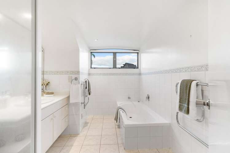 4A View Road Campbells Bay_11