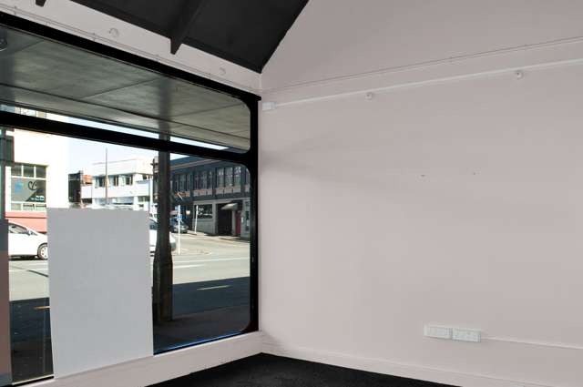 Shop 7/53 Egmont Street New Plymouth_3