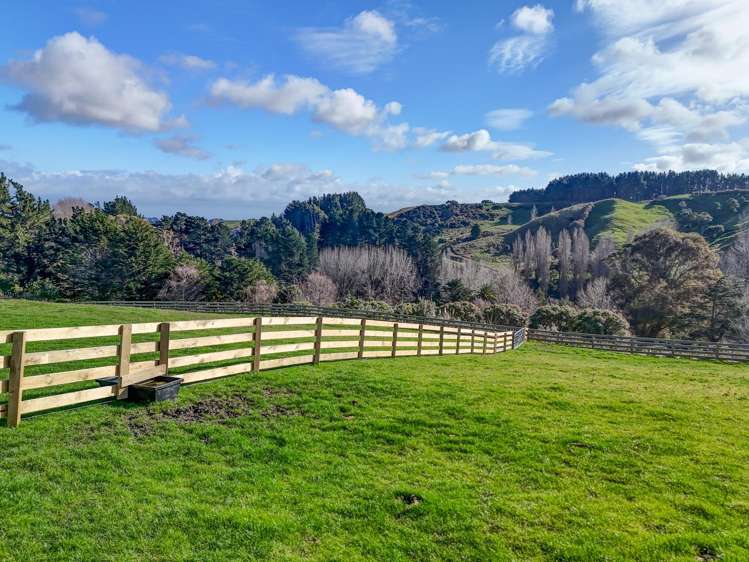 Holmwood Road Kaitoke_10
