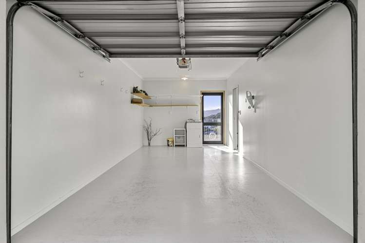 25i Violet Street Raglan_19