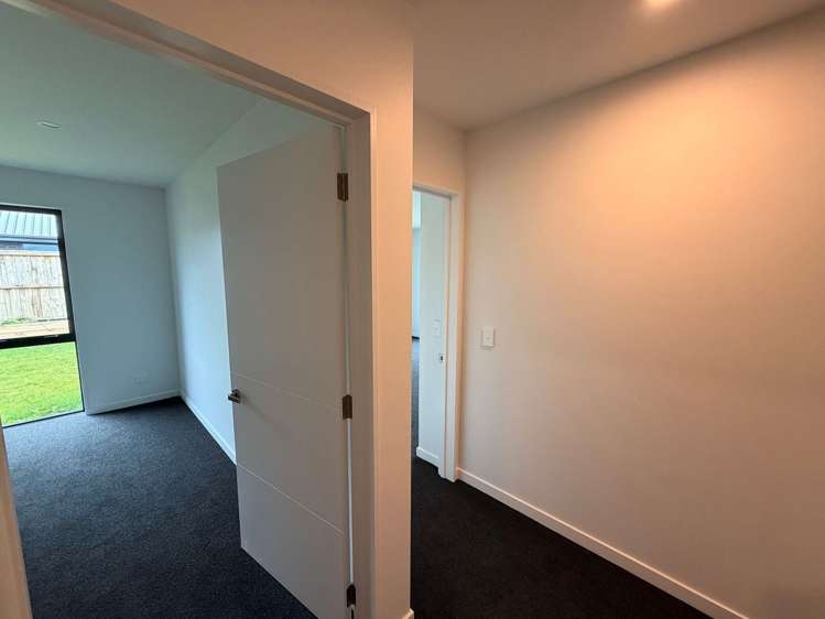 12 Vercoe Street Elgin_15