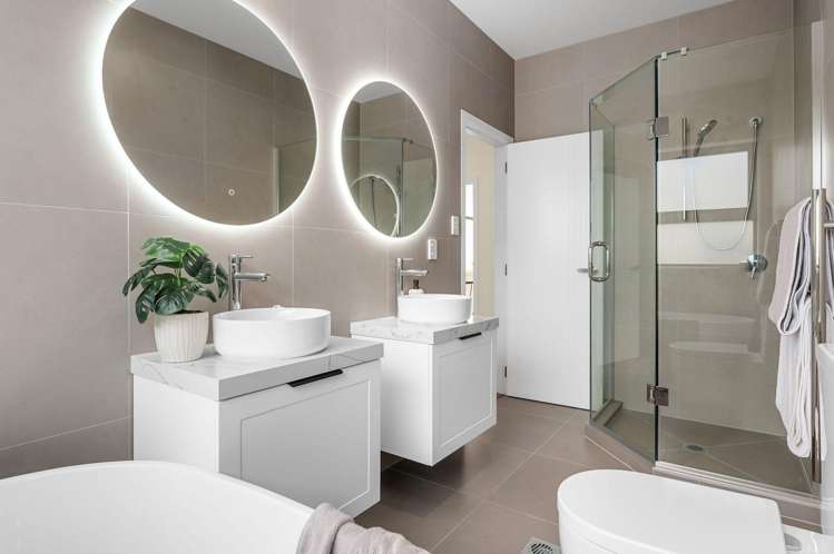238 Baverstock Road Grandview Heights_15