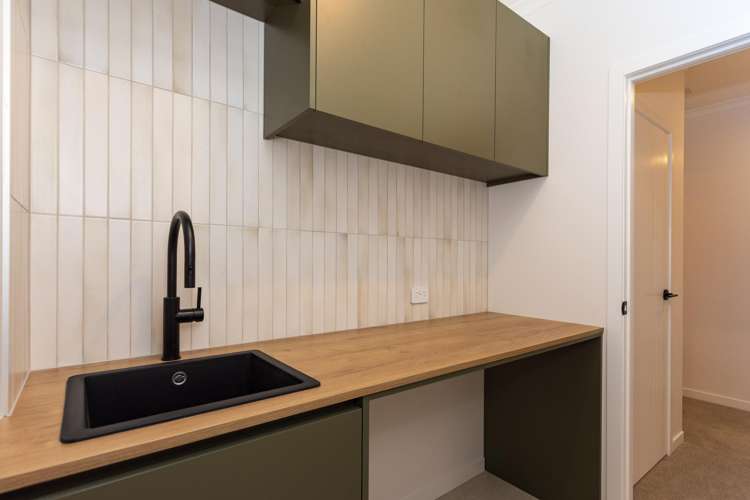 369 Te Taruna Drive Milldale_16