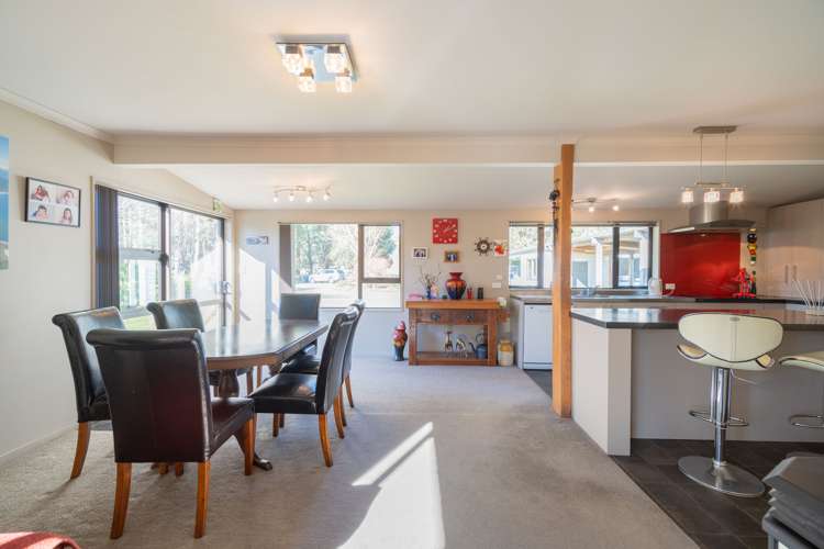 1063 Te Anau Mossburn Highway Te Anau Surrounds_6