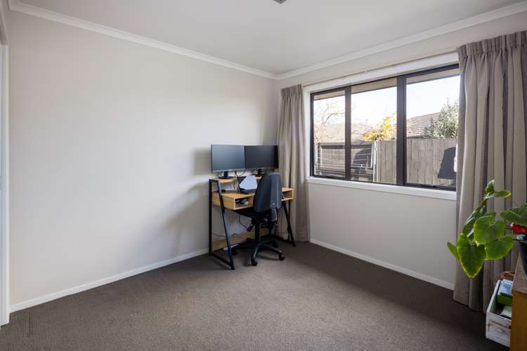 5 Ashington Grove Huntington_15