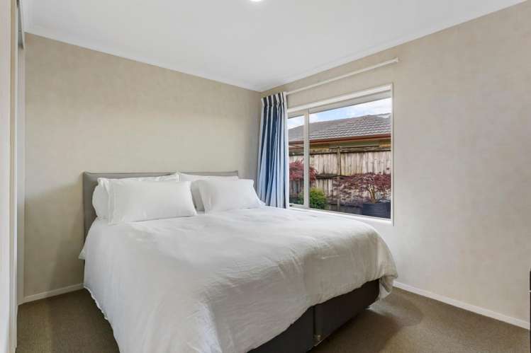 11 Greta Banks Place Wattle Downs_18