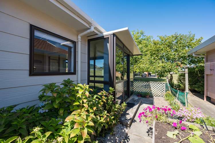 4 Dellwood Green Richmond_13