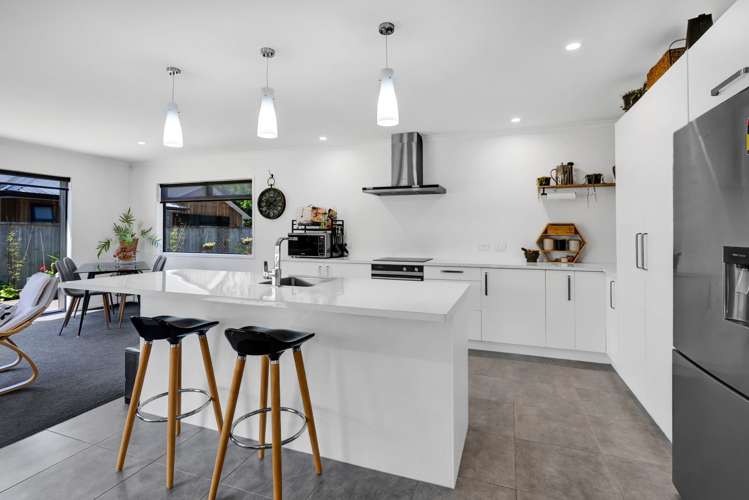 4 Mokihi Way Inglewood_6