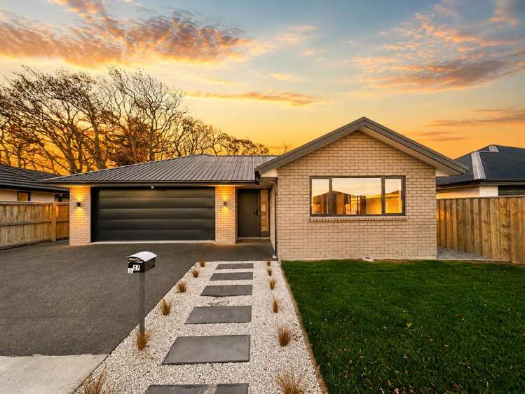 27 Crossley Avenue Woodend_19