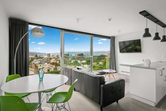 Stylish Living ... Make an Offer!
