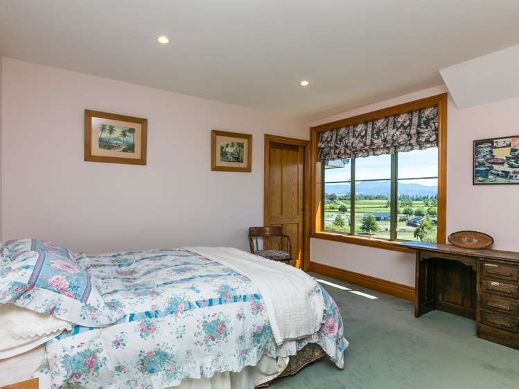 35 Pine Hill Rise Fairhall_13