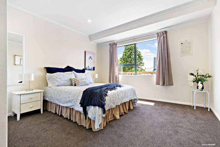 17 Koromiko Street New Lynn_11
