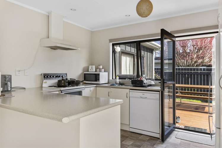 24 Rainbow Drive Rainbow Point_29