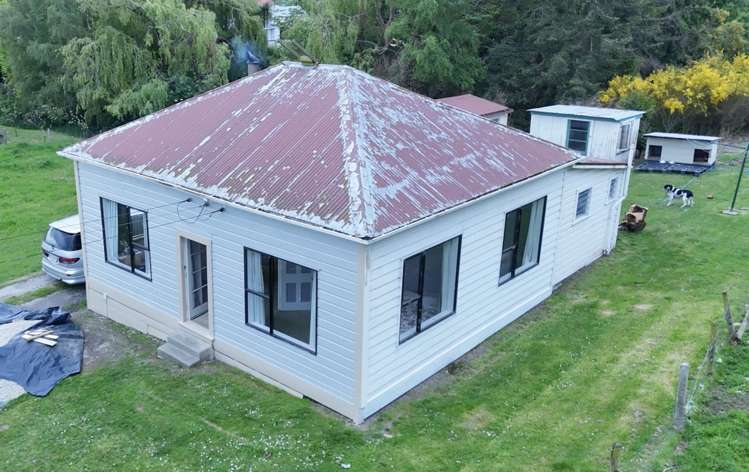 25 Torquay Street Kaitangata_17