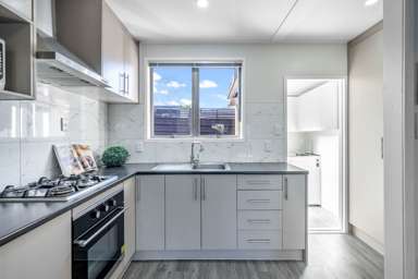 3/37 Hillside Road_3