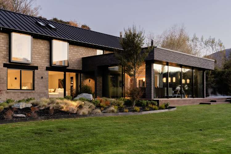 291 Tucker Beach Road Lower Shotover Queenstown Houses for Sale