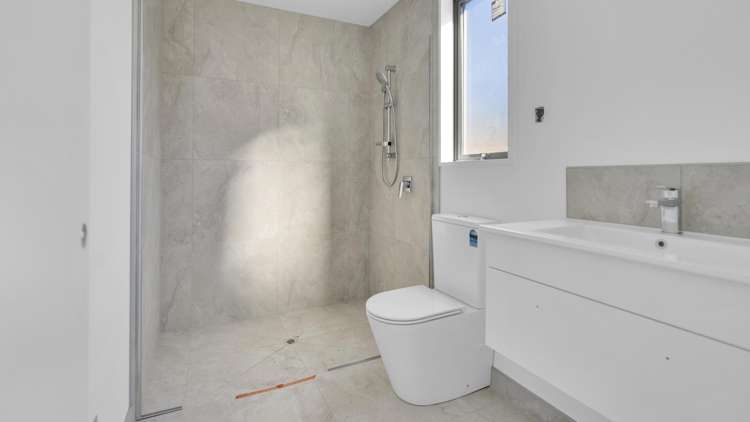 1-4/206 Racecourse Road Sockburn_6