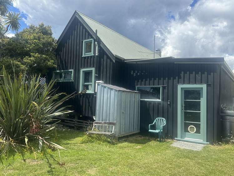 14 The Strand Okarito_21