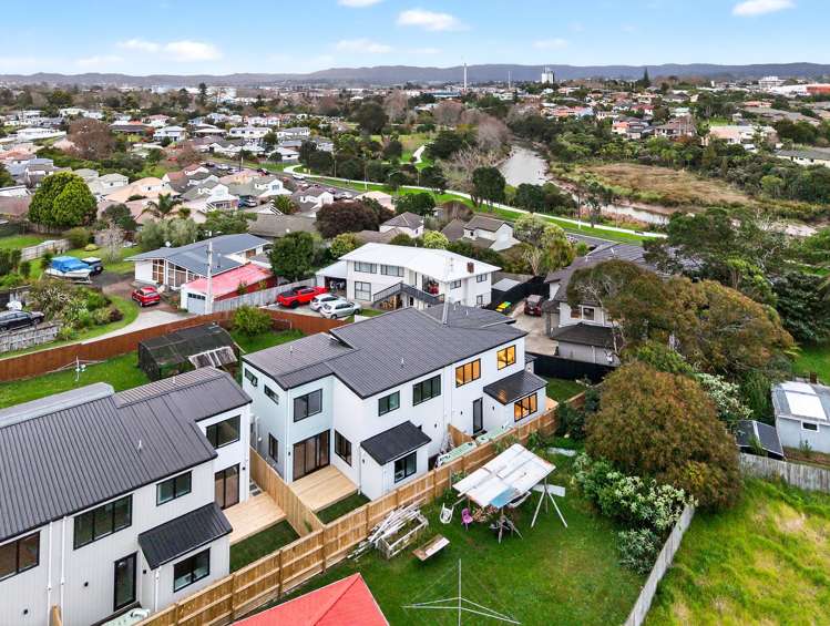 121D Vodanovich Road Te Atatu South_43