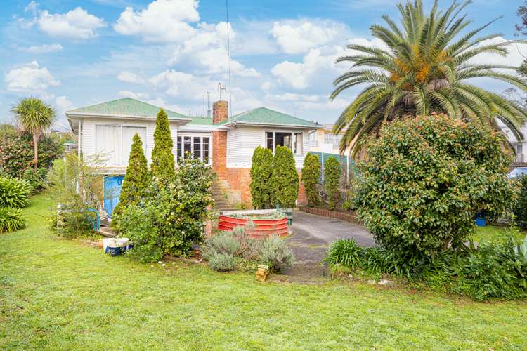 48 Kelman Road Kelston_11