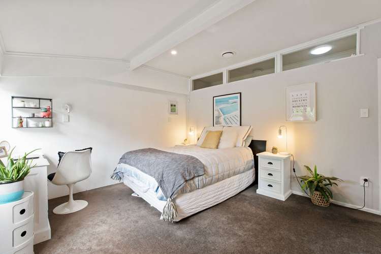 166 Godley Road Titirangi_26