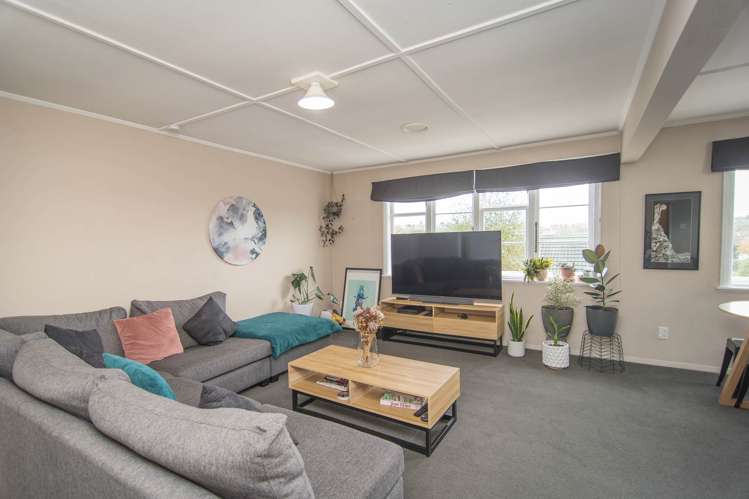 11 June Street Highfield_7