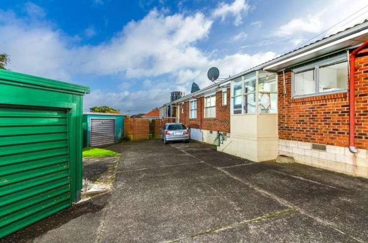 2/23 Burns Avenue Takapuna_13